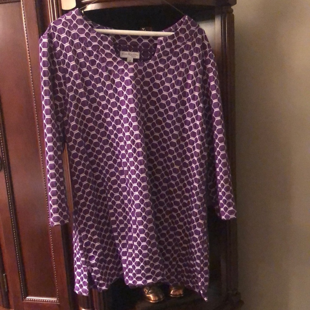 Purple and White top Size 2X Never been worn.